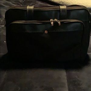 Black Swiss Army laptop bag